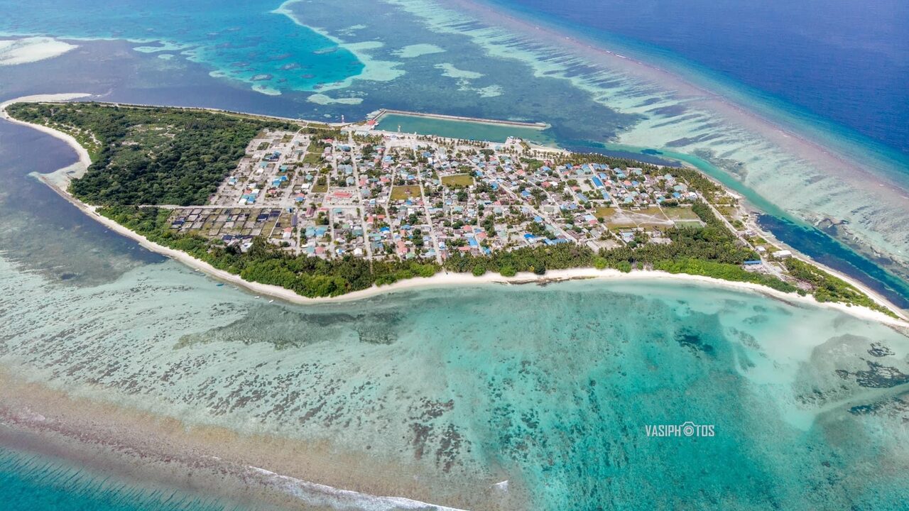 މަކުނުދޫ ރަށުގެ ވައިގެމަގުން ނަގާފައިވާ މަންޒަރު